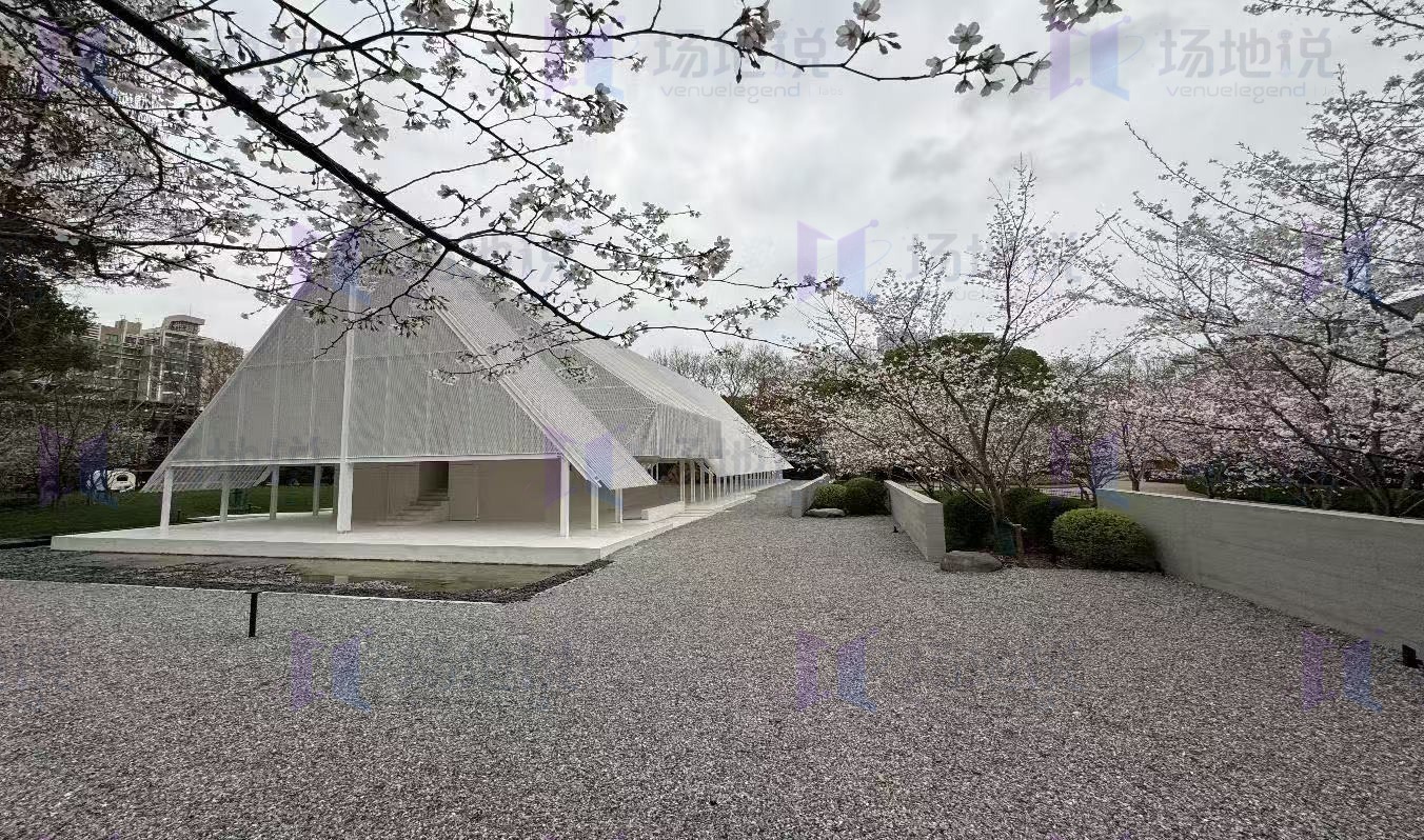 上海虹口纯白礼堂 | 庭院+草坪空间